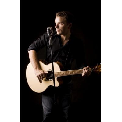 Azure Entertainment can provide bands, musicians and various other performers!