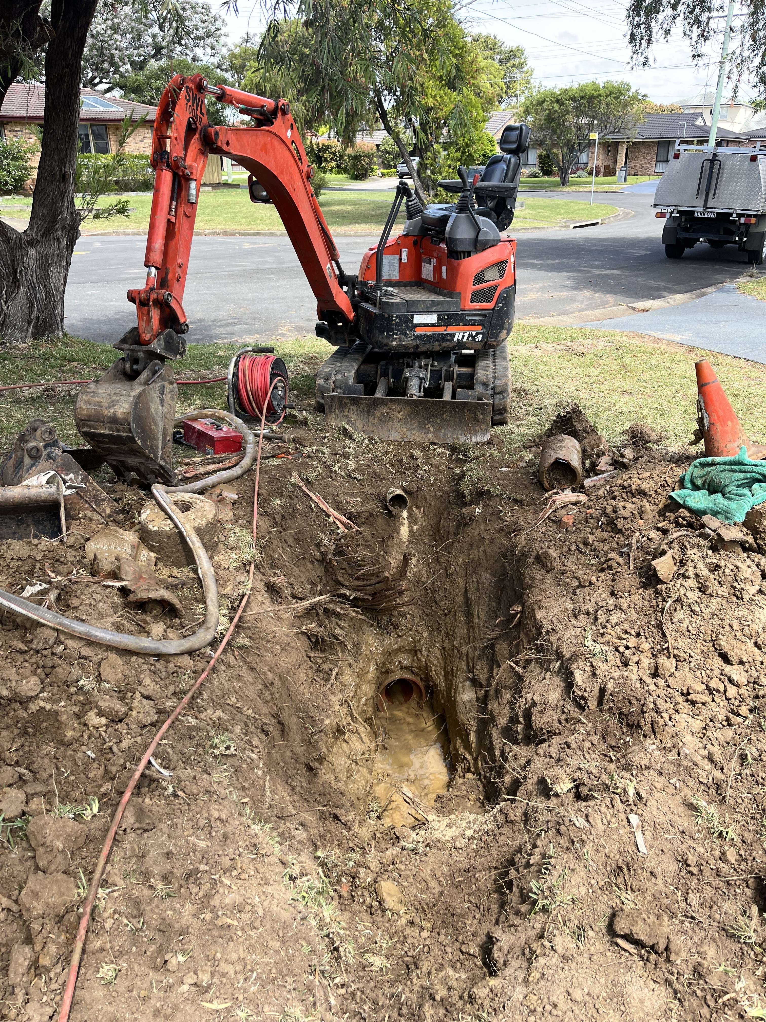 Professional plumbing services in Mulgoa & Penrith. Specialising in drain clearing to resolve your plumbing issues efficiently.