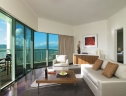 Shangri La Hotel