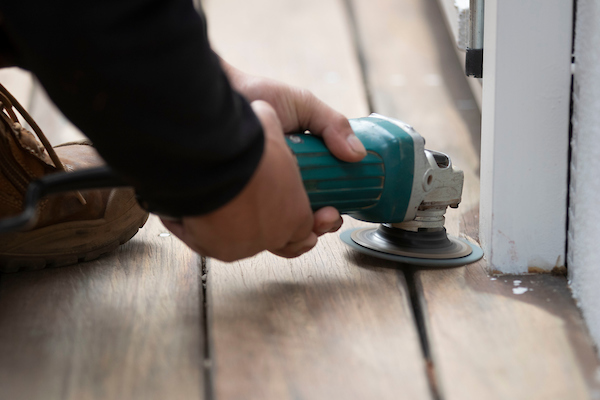 Deck Sanding