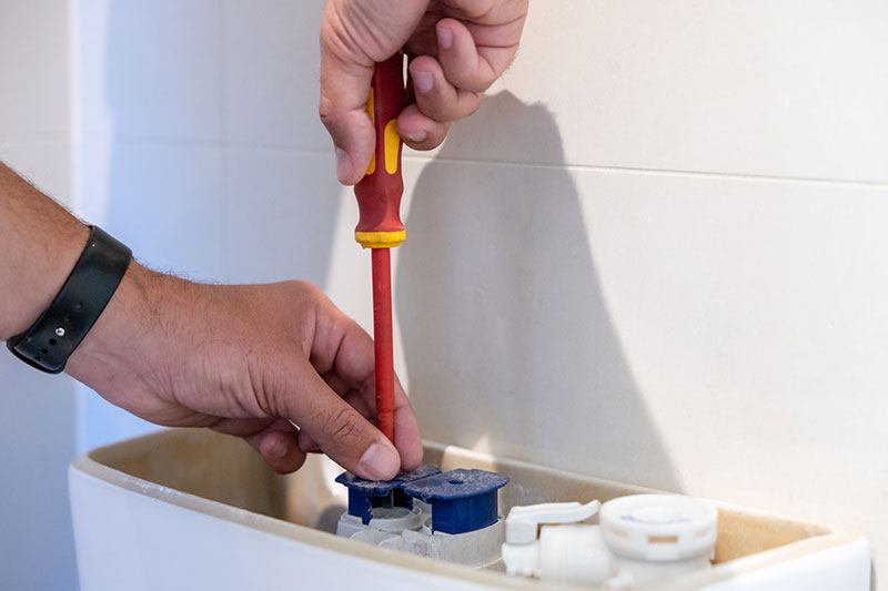 Leaking toilet services