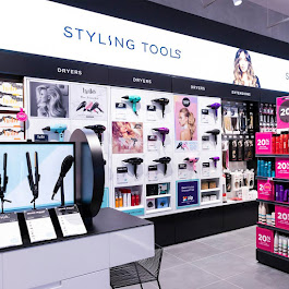Hairhouse Cairns Central